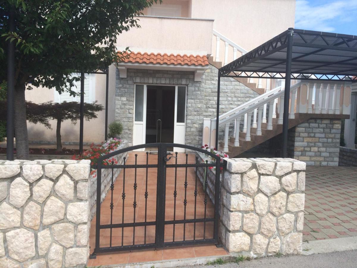 Apartments Malinska - Apartment 1 ภายนอก รูปภาพ