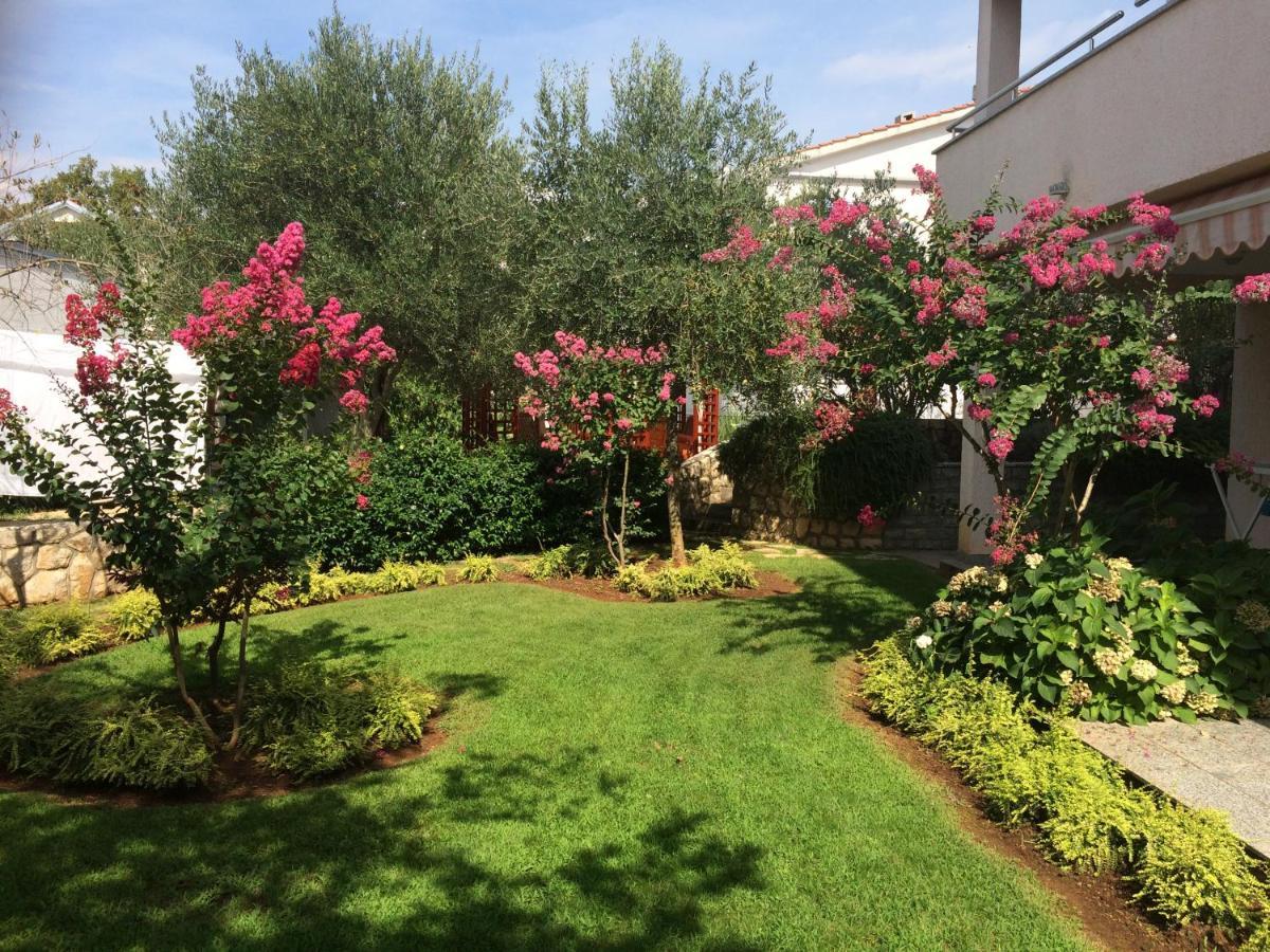 Apartments Malinska - Apartment 1 ภายนอก รูปภาพ