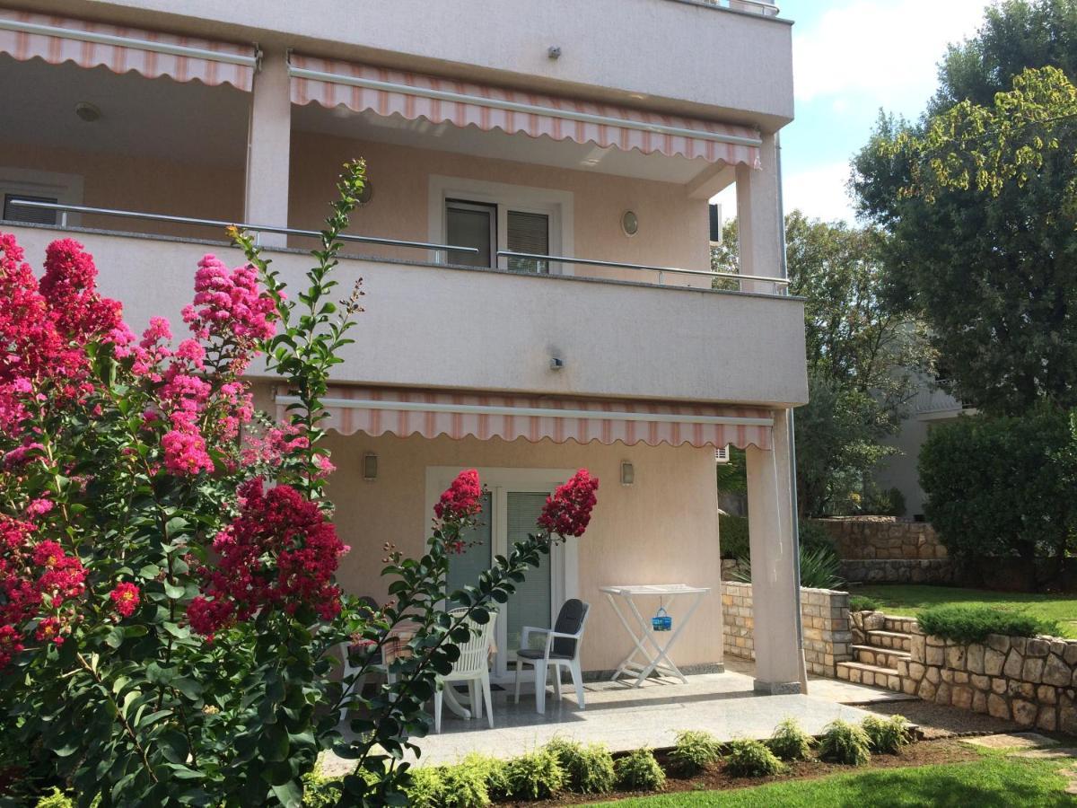 Apartments Malinska - Apartment 1 ภายนอก รูปภาพ