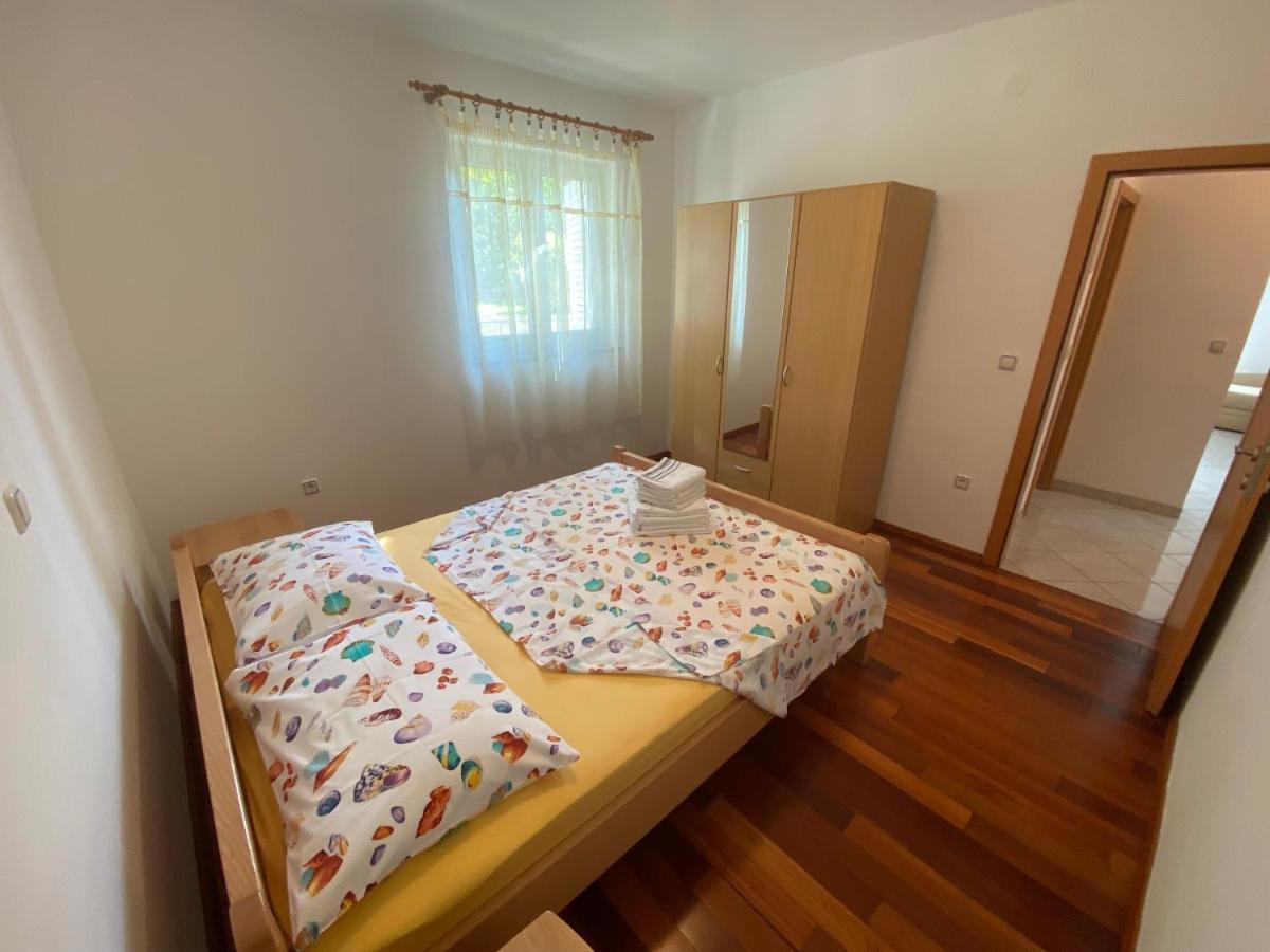 Apartments Malinska - Apartment 1 ภายนอก รูปภาพ
